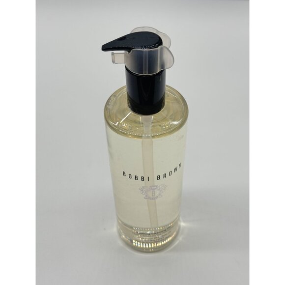 Bobbi Brown Soothing Cleansing Oil 13.5 Oz / 400ml - Picture 3 of 5